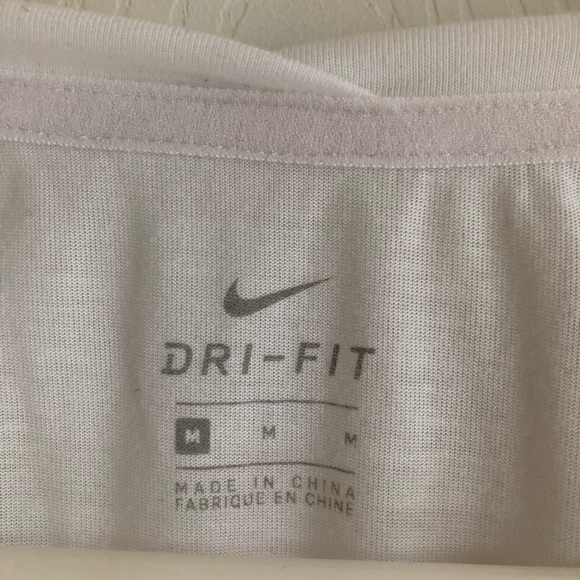 Nike T-Shirt - Picture 4 of 4